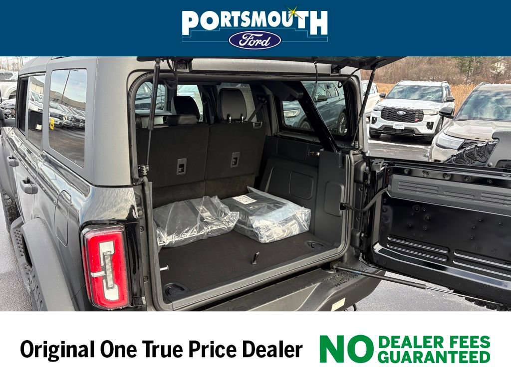 New 2025 Ford Bronco Badlands image 14