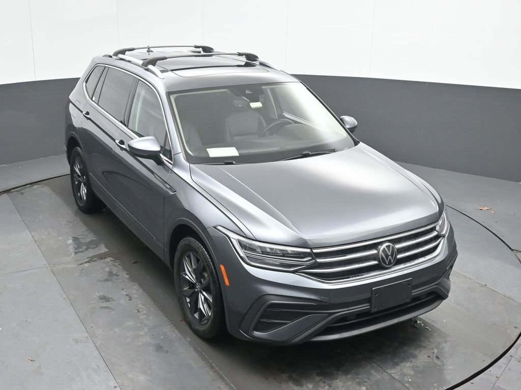 Used 2022 Volkswagen Tiguan SE image 31