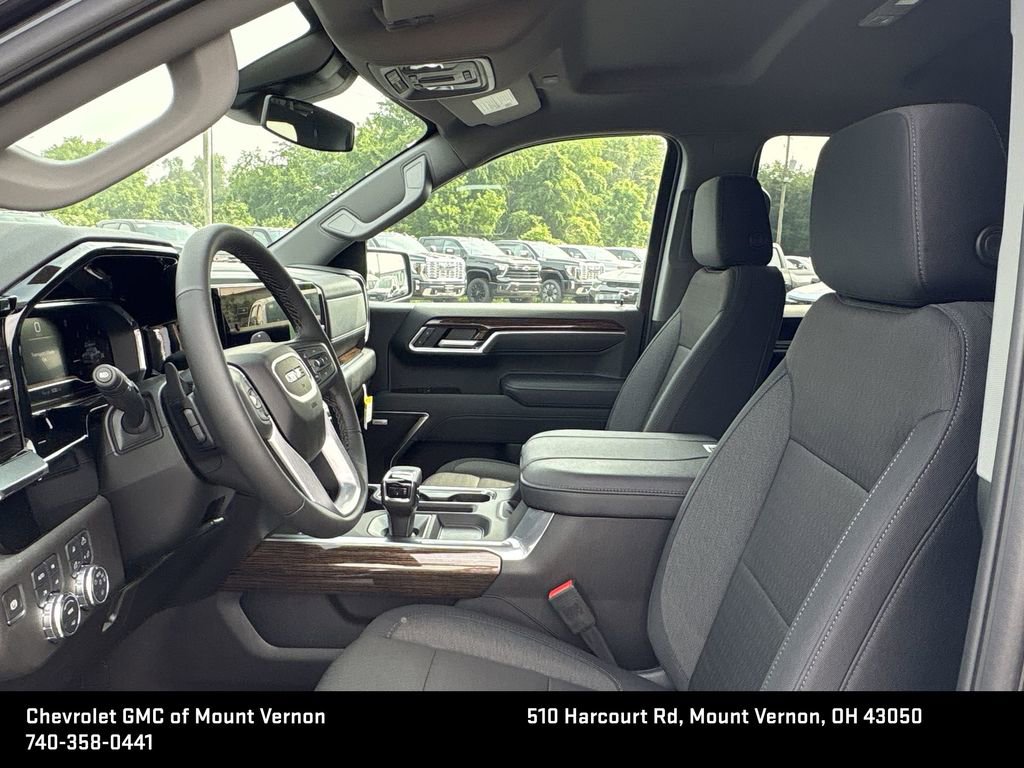 New 2025 GMC Sierra 1500 Elevation image 15