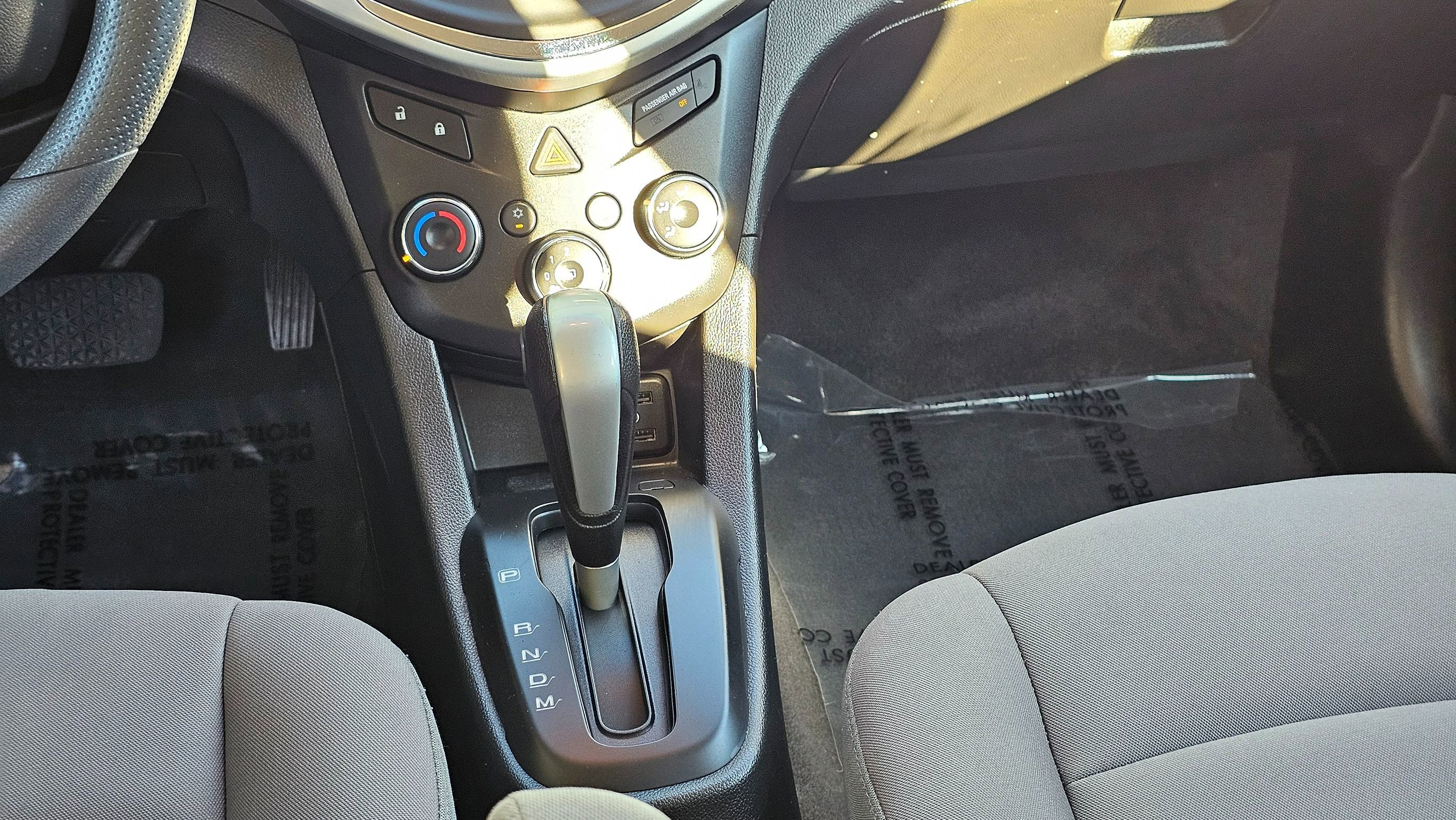 Used 2020 Chevrolet Sonic LT image 22