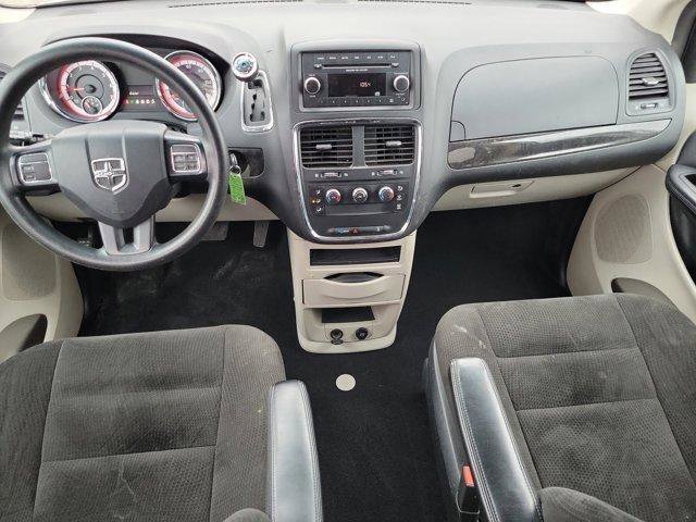 Used 2016 Dodge Grand Caravan SE w/ Quick Order Package 29E SE image 13