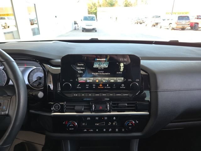 Used 2023 Nissan Pathfinder SL image 64