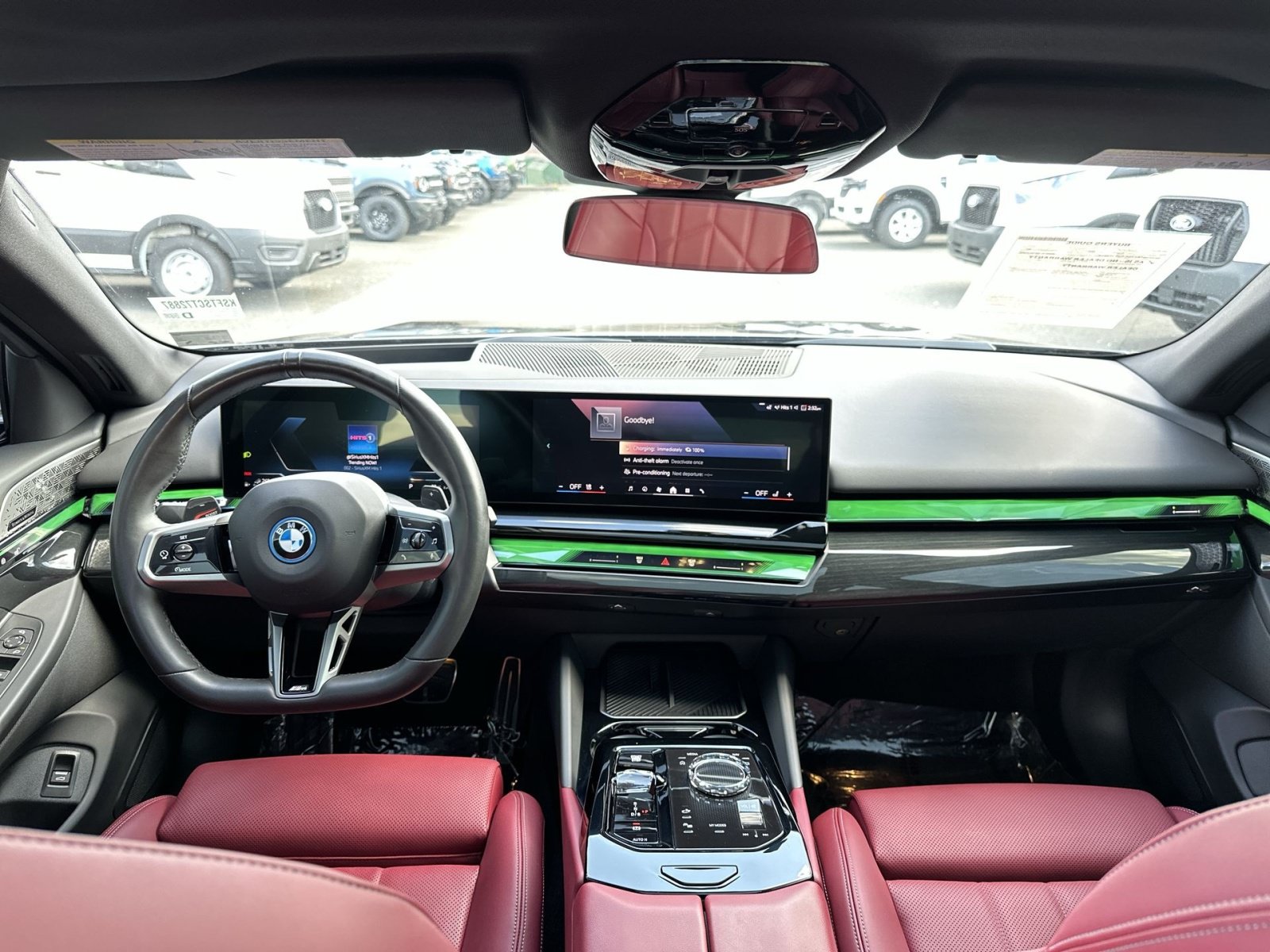 Used 2025 BMW 550e xDrive w/ Executive Package AWD/4WD image 24