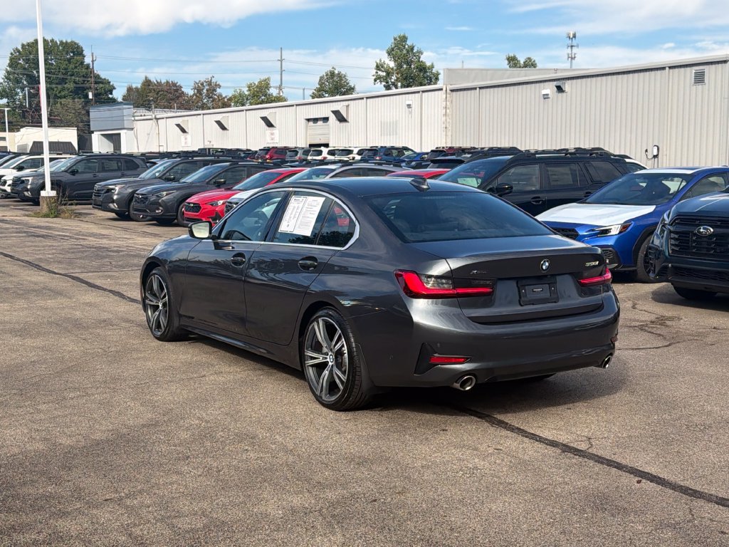 Used 2021 BMW 330i xDrive Sedan AWD/4WD image 7
