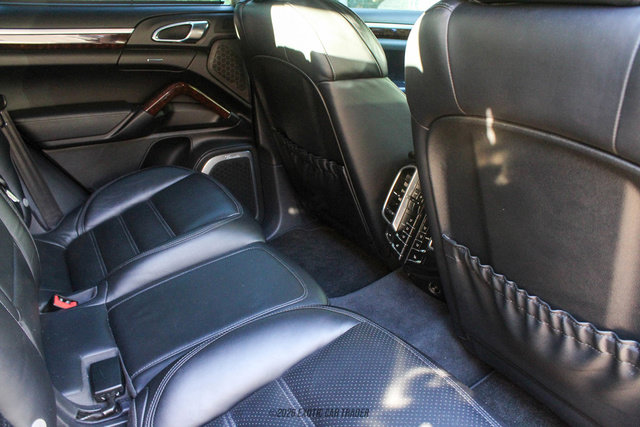 Used 2012 Porsche Cayenne Turbo AWD/4WD image 42