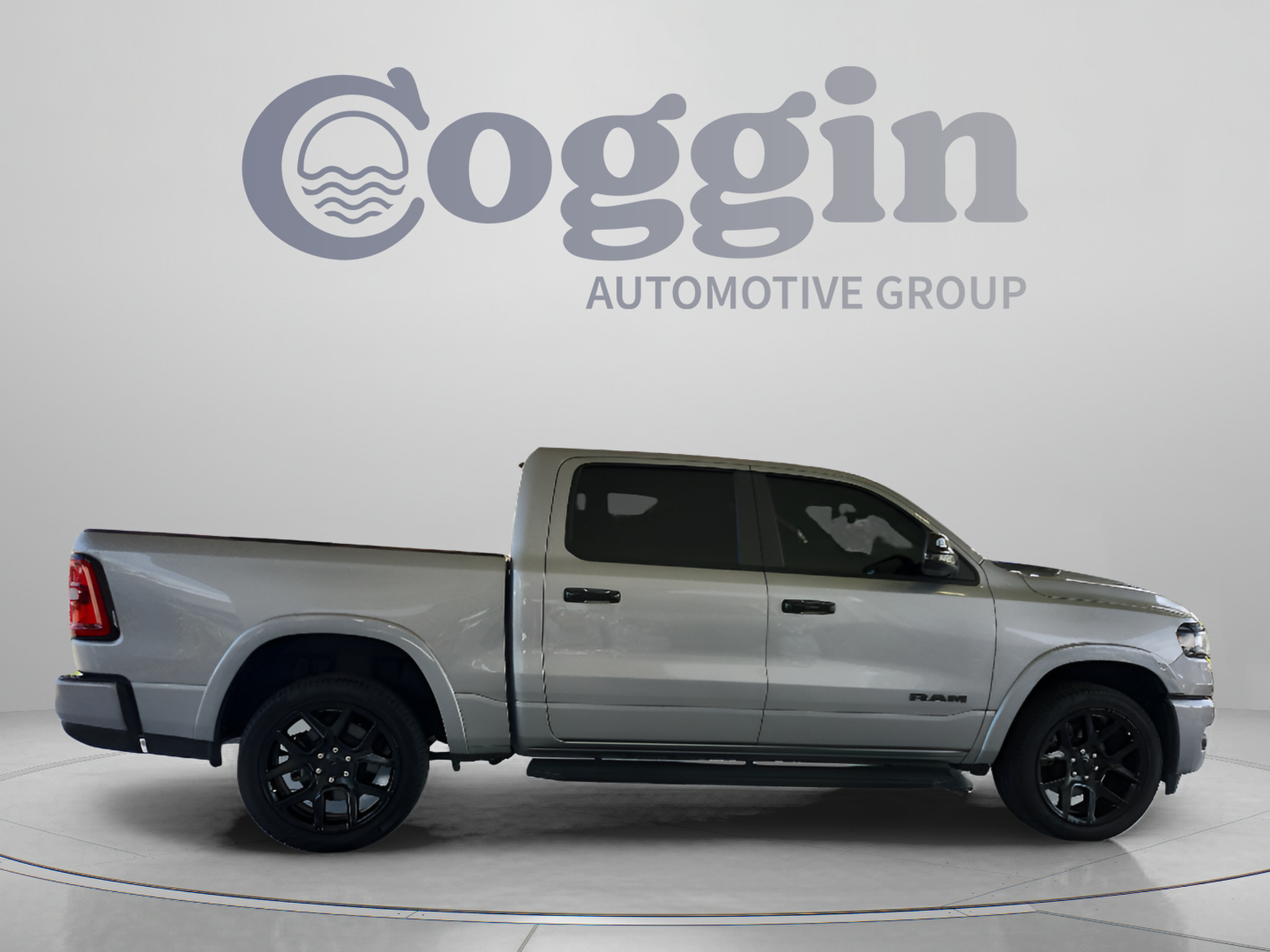 Used 2025 RAM 1500 Laramie w/ Night Edition AWD/4WD image 6