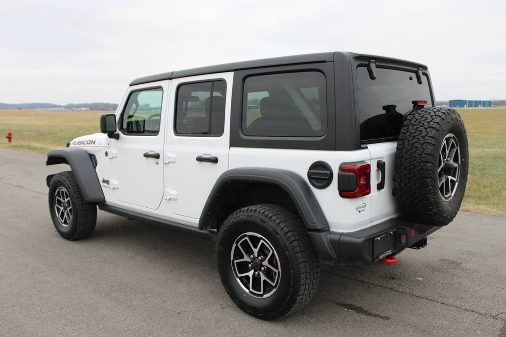 Used 2024 Jeep Wrangler Unlimited Rubicon image 5