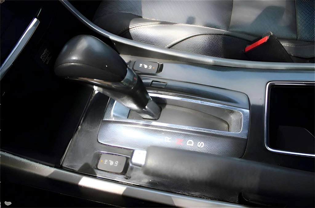 Used 2017 Honda Accord EX-L image 23