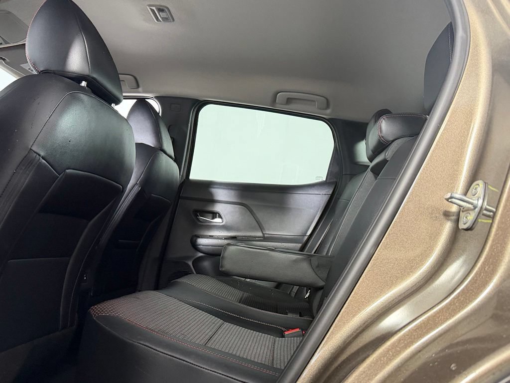Used 2026 Nissan Kicks SR w/ Cold Weather Package FWD image 25