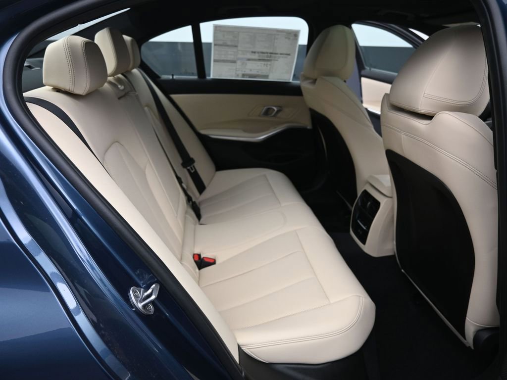 Certified 2025 BMW 330i Sedan w/ Premium Package image 24