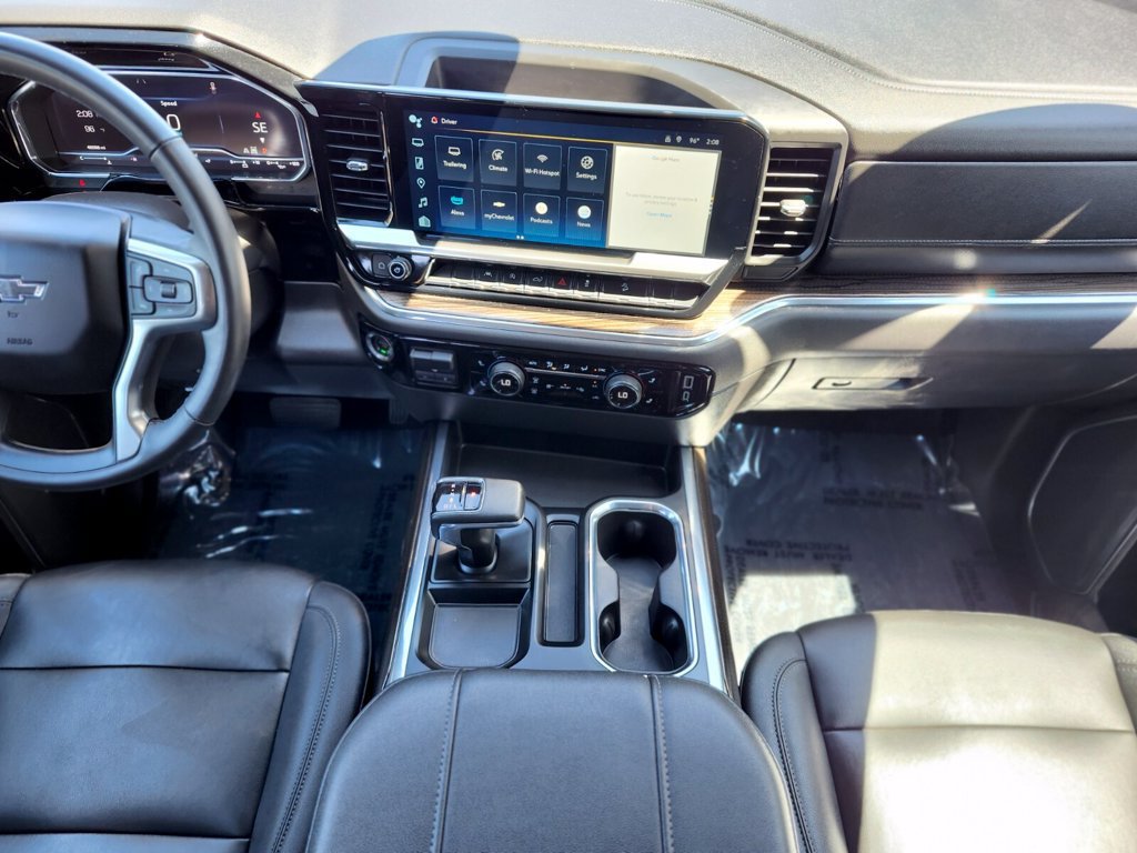 Used 2023 Chevrolet Silverado 1500 LT Trail Boss w/ Convenience Package II AWD/4WD image 12