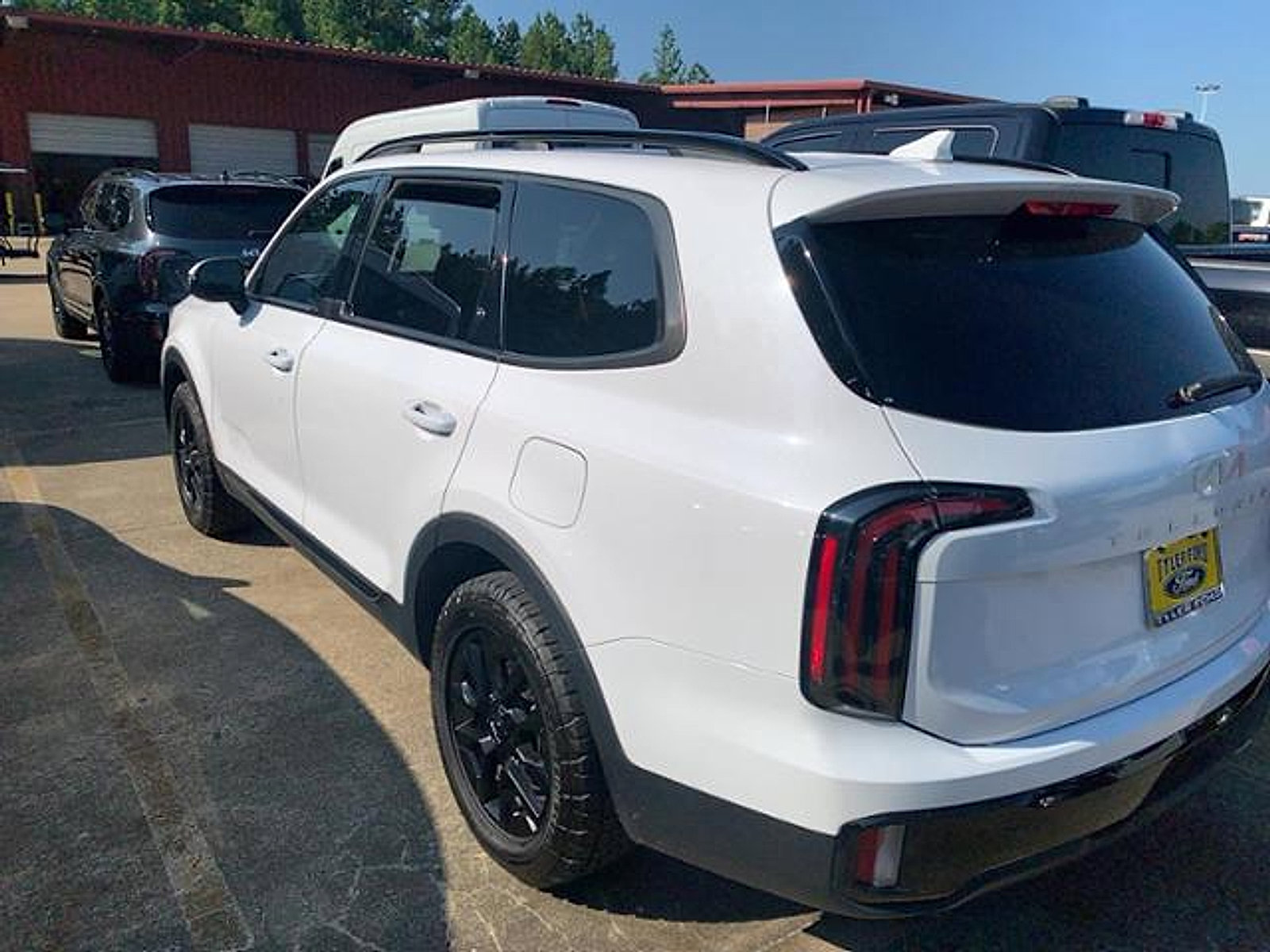 Used 2024 Kia Telluride SX X-Pro image 2