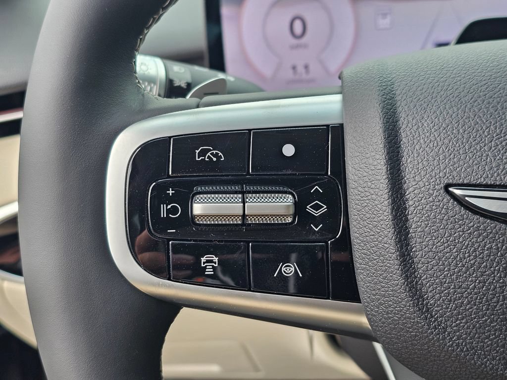 New 2026 Genesis GV70 2.5T Advanced AWD/4WD image 36