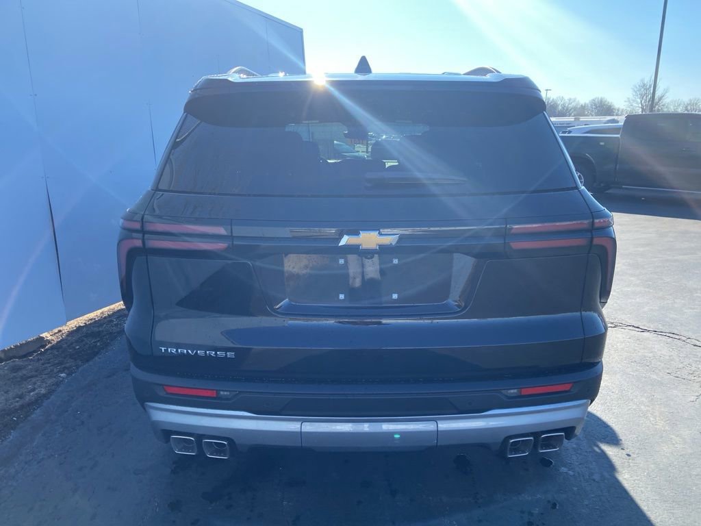 New 2026 Chevrolet Traverse LT w/ Enhanced Driving Package FWD image 10
