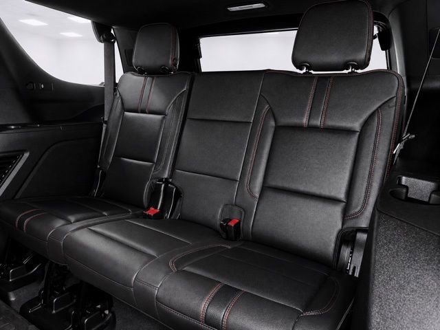 Used 2023 Chevrolet Tahoe RST w/ Luxury Package AWD/4WD image 24