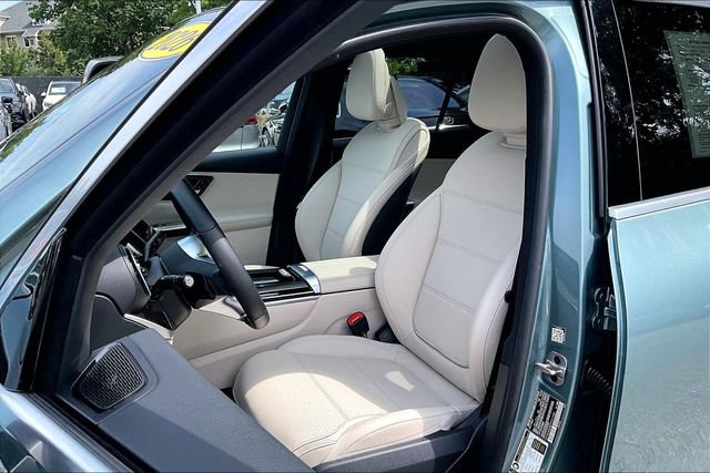 Used 2026 Mercedes-Benz GLC 300 4MATIC image 6