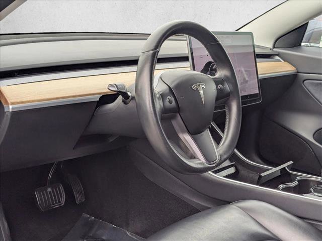 Used 2018 Tesla Model 3 Long Range image 9