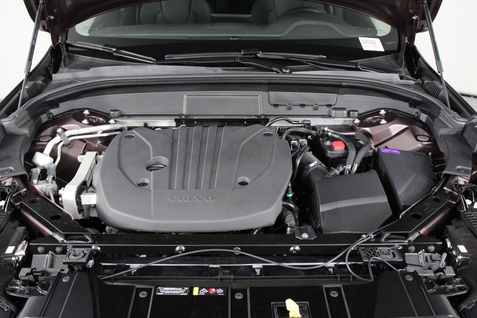 New 2026 Volvo XC60 B5 Plus AWD/4WD image 12