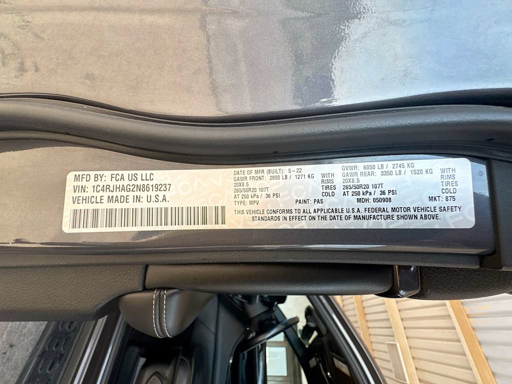 Used 2022 Jeep Grand Cherokee Altitude AWD/4WD image 25