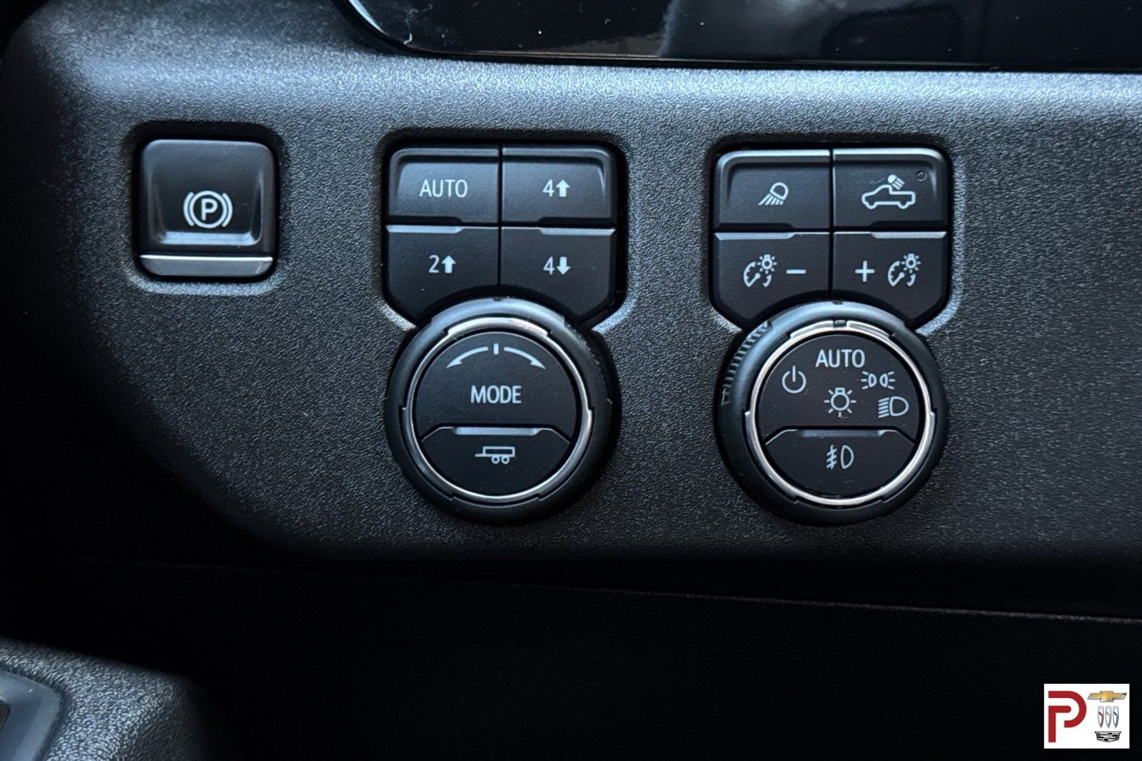 Certified 2025 Chevrolet Silverado 2500 LTZ w/ Trail Boss Package image 32