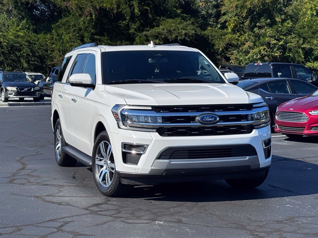 Used 2024 Ford Expedition Limited RWD image 1