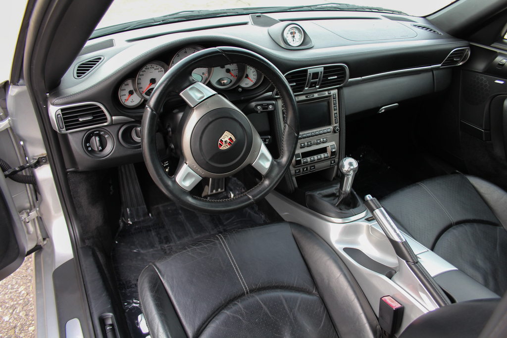 Used 2007 Porsche 911 Turbo AWD/4WD image 22