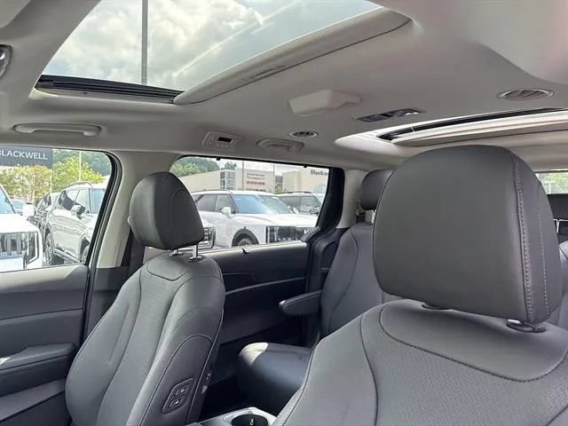 New 2026 Kia Carnival SX Prestige FWD image 13