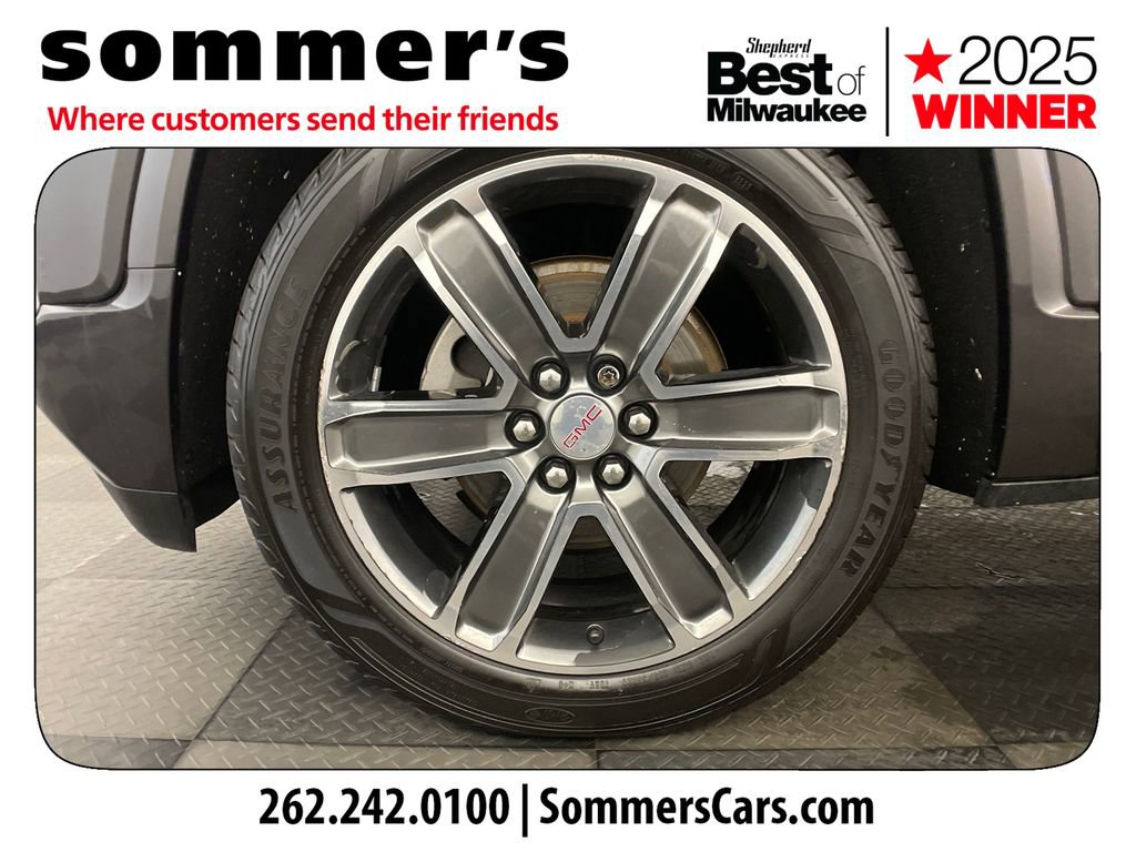 Used 2017 GMC Acadia Denali w/ Technology Package AWD/4WD image 25