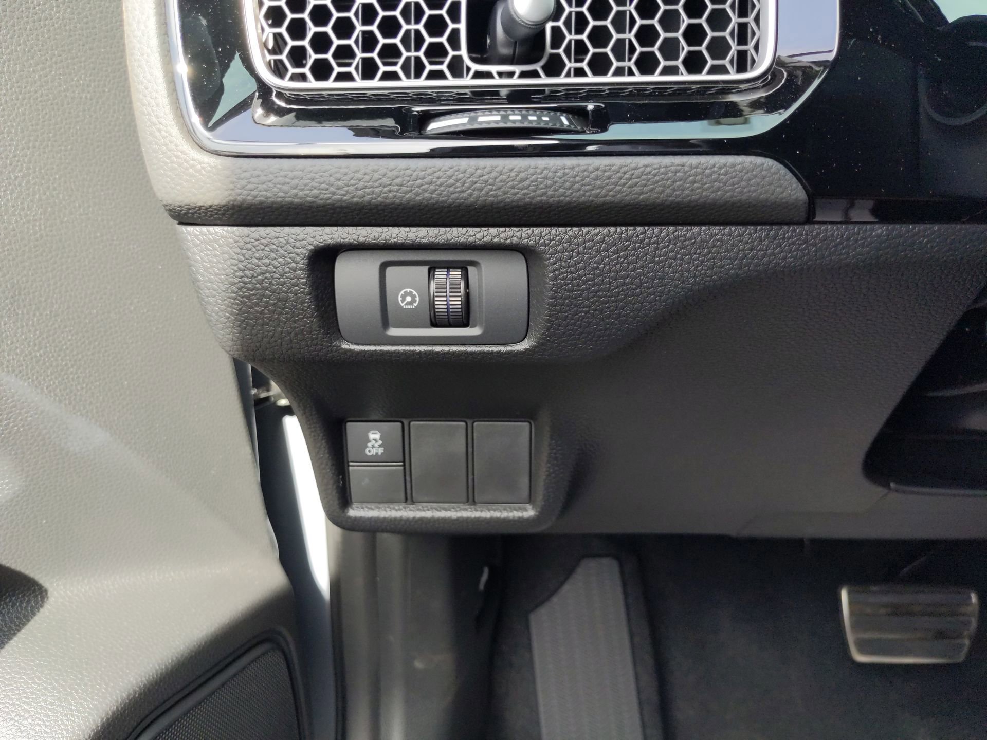 New 2026 Honda Civic Sport image 25