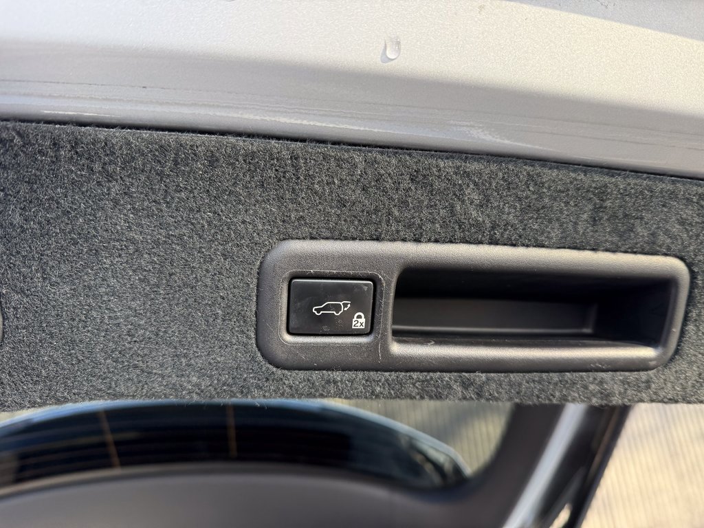 Used 2017 Lexus RX 350 AWD w/ Cold Weather Package image 18