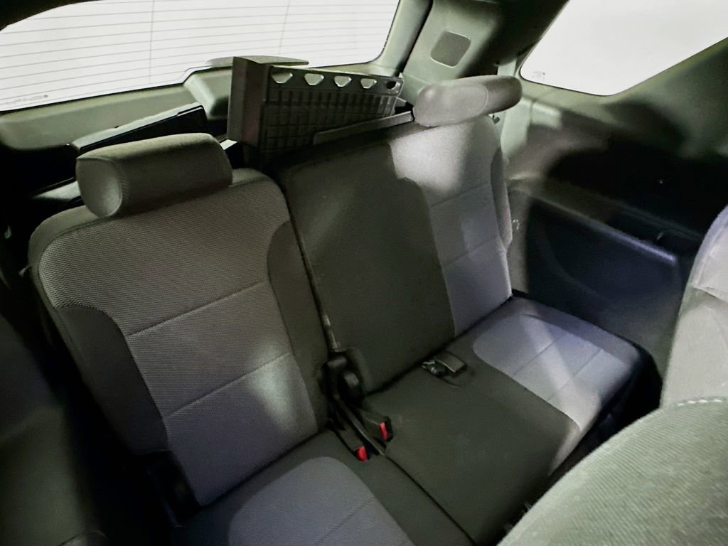 Used 2023 Chevrolet Traverse LT image 36