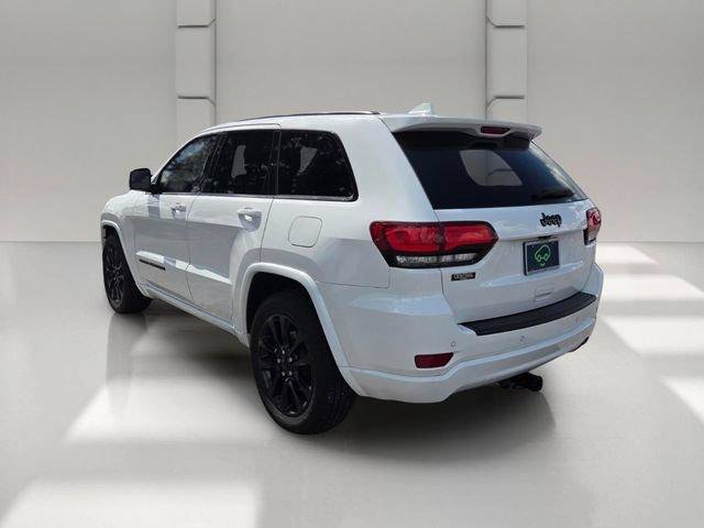 Used 2021 Jeep Grand Cherokee Laredo X RWD image 3