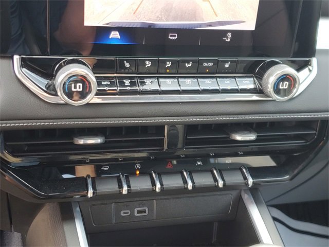 Used 2024 Chevrolet Colorado LT w/ LT Convenience Package III image 27