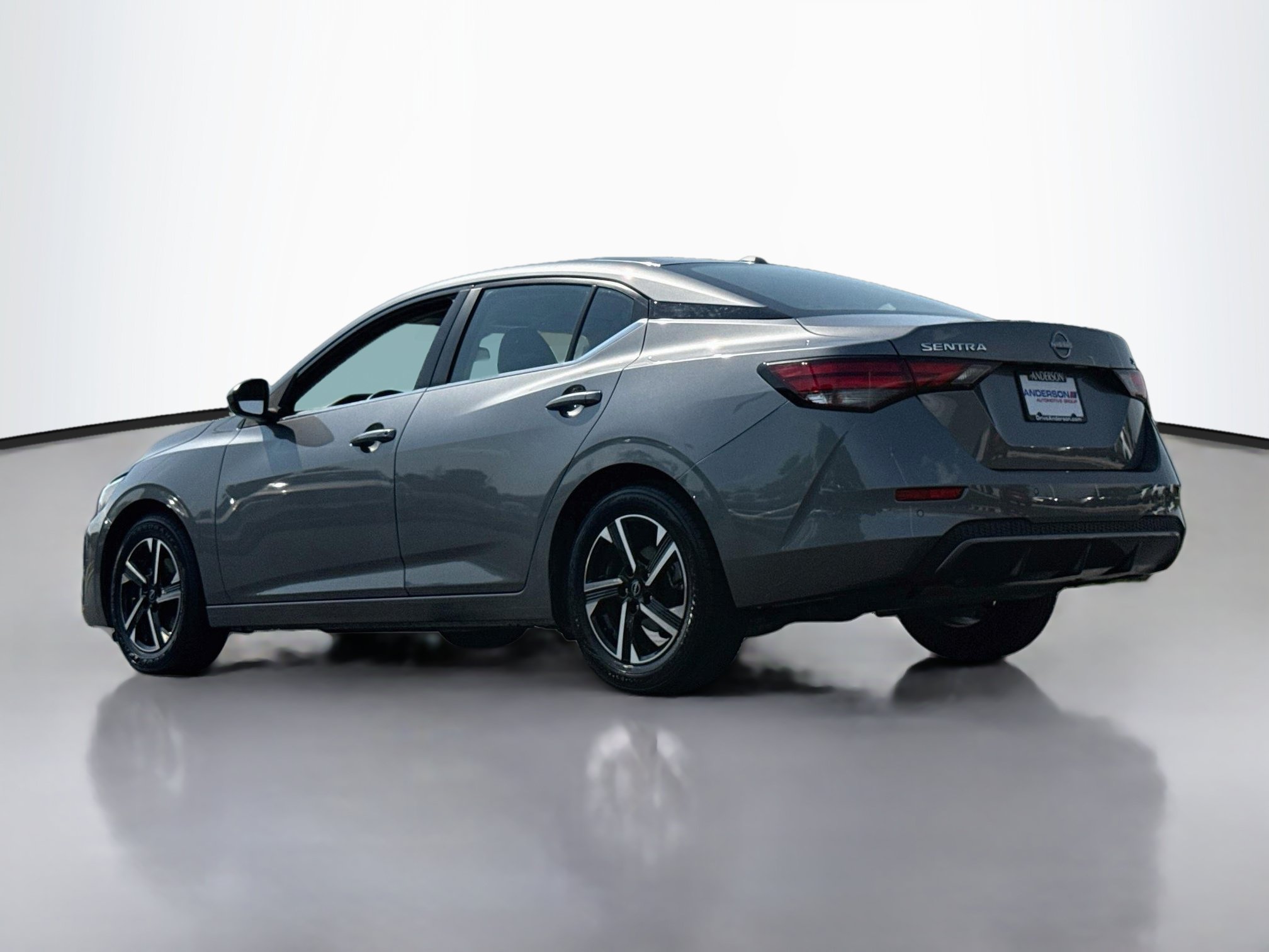 Used 2024 Nissan Sentra SV FWD image 5