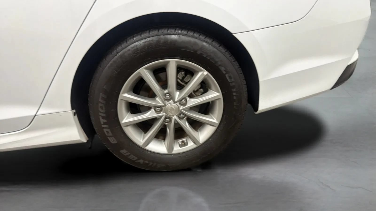 Used 2018 Hyundai Sonata SE w/ Cargo Package FWD image 27
