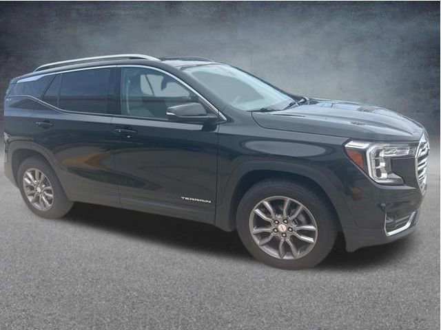 Used 2024 GMC Terrain SLT FWD image 9