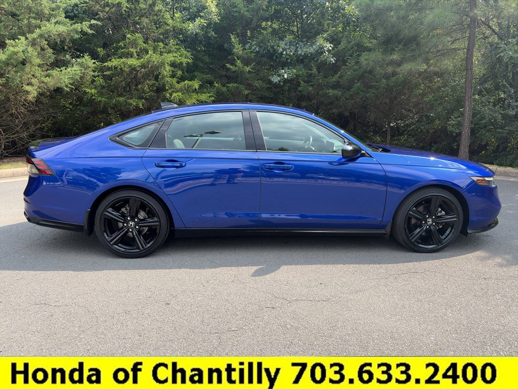 Used 2023 Honda Accord Sport image 8