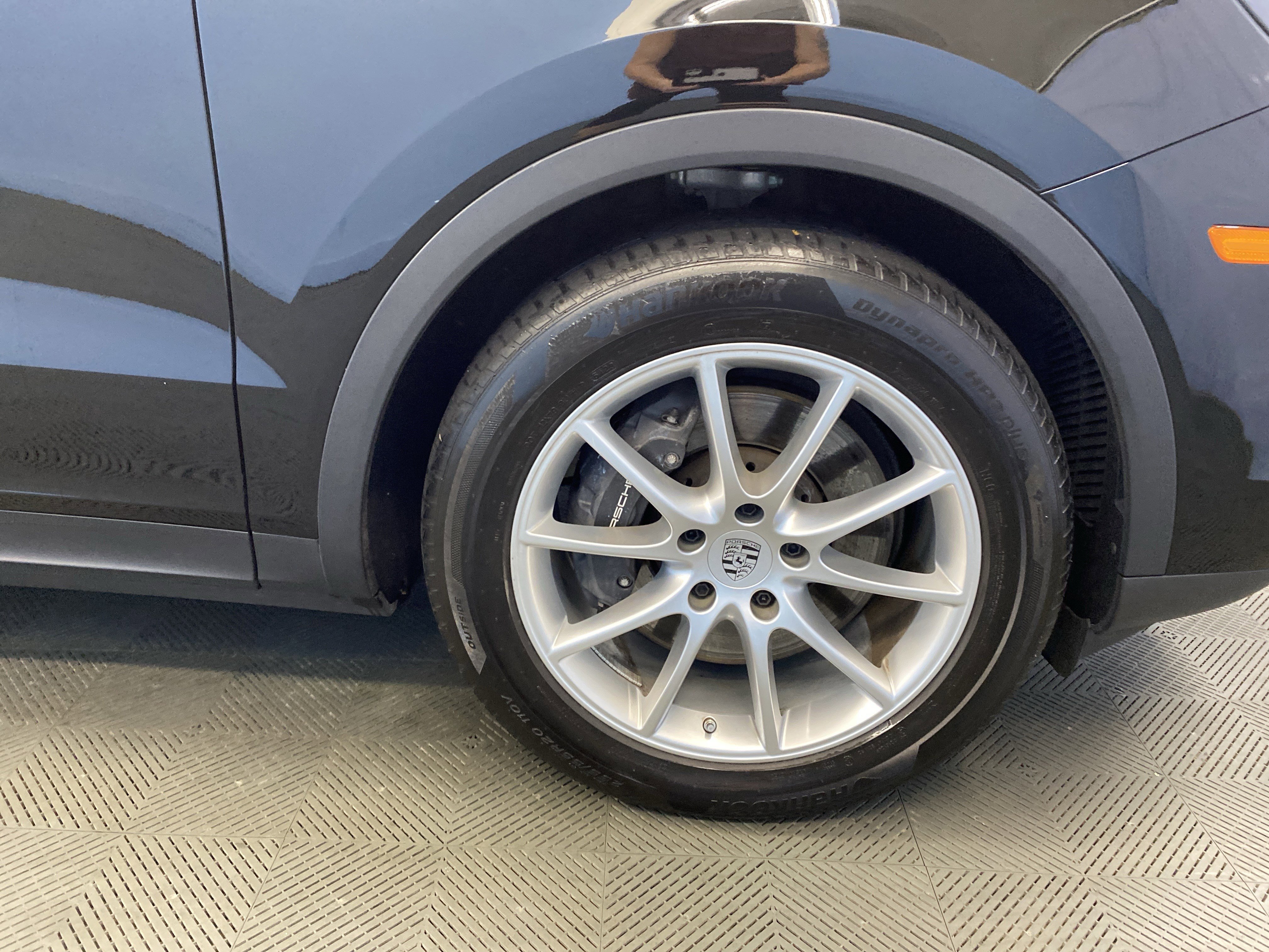 Used 2024 Porsche Cayenne image 50