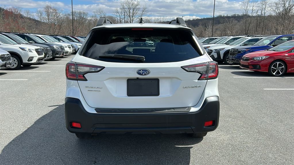 Certified 2024 Subaru Outback Premium image 5