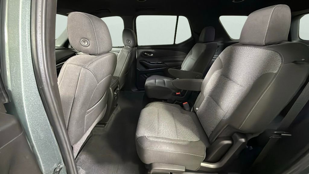 Used 2023 Chevrolet Traverse LT image 20