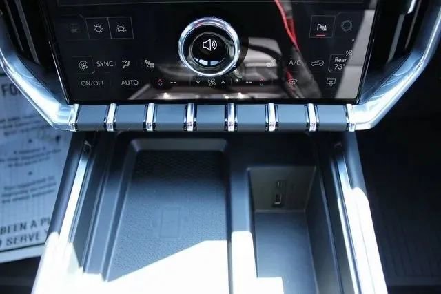 New 2025 GMC Acadia Elevation w/ LPO, Floor Liner Package image 26