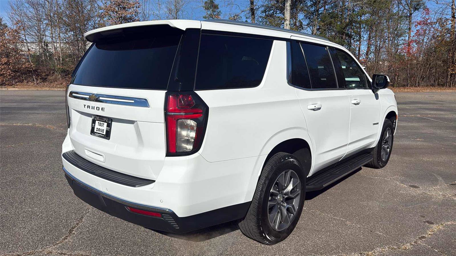Used 2023 Chevrolet Tahoe LS image 7