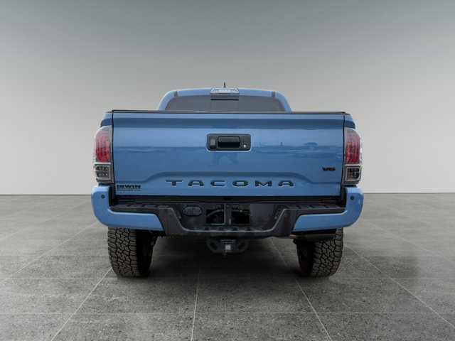 Used 2019 Toyota Tacoma TRD Off-Road w/ TRD Premium Off Road Package image 4