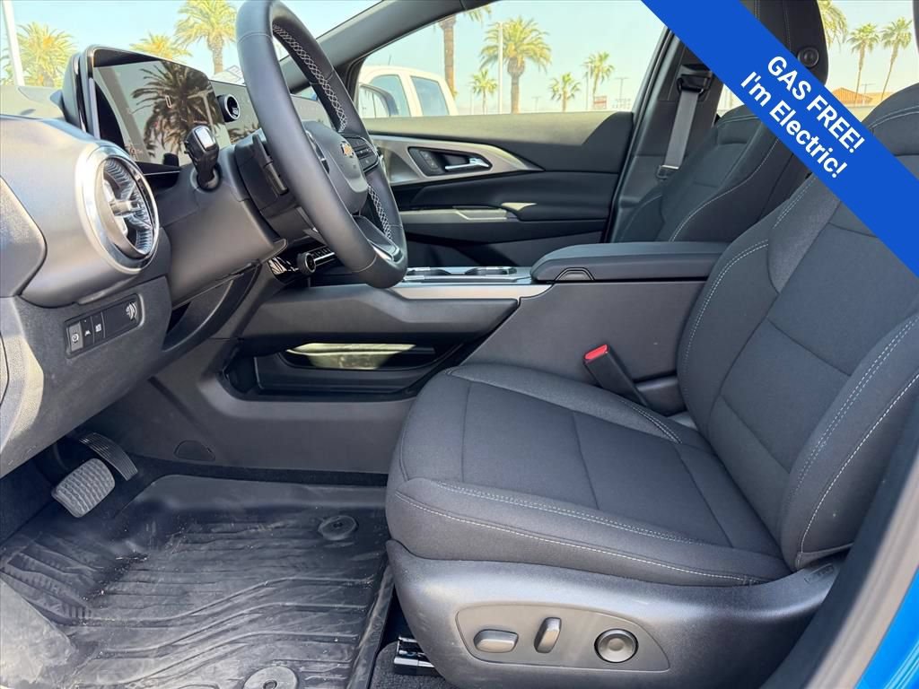 New 2026 Chevrolet Equinox EV LT w/ Comfort Package AWD/4WD image 5