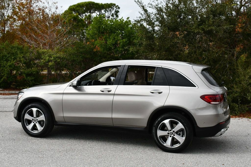 Used 2022 Mercedes-Benz GLC 300 image 4