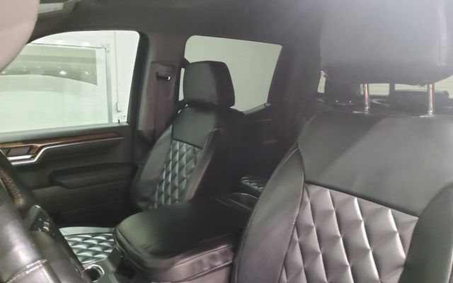 Used 2024 Chevrolet Silverado 1500 RST w/ Convenience Package II AWD/4WD image 20