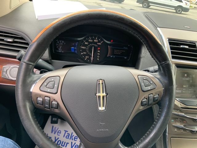 Used 2014 Lincoln MKX AWD w/ Equipment Group 101A image 20