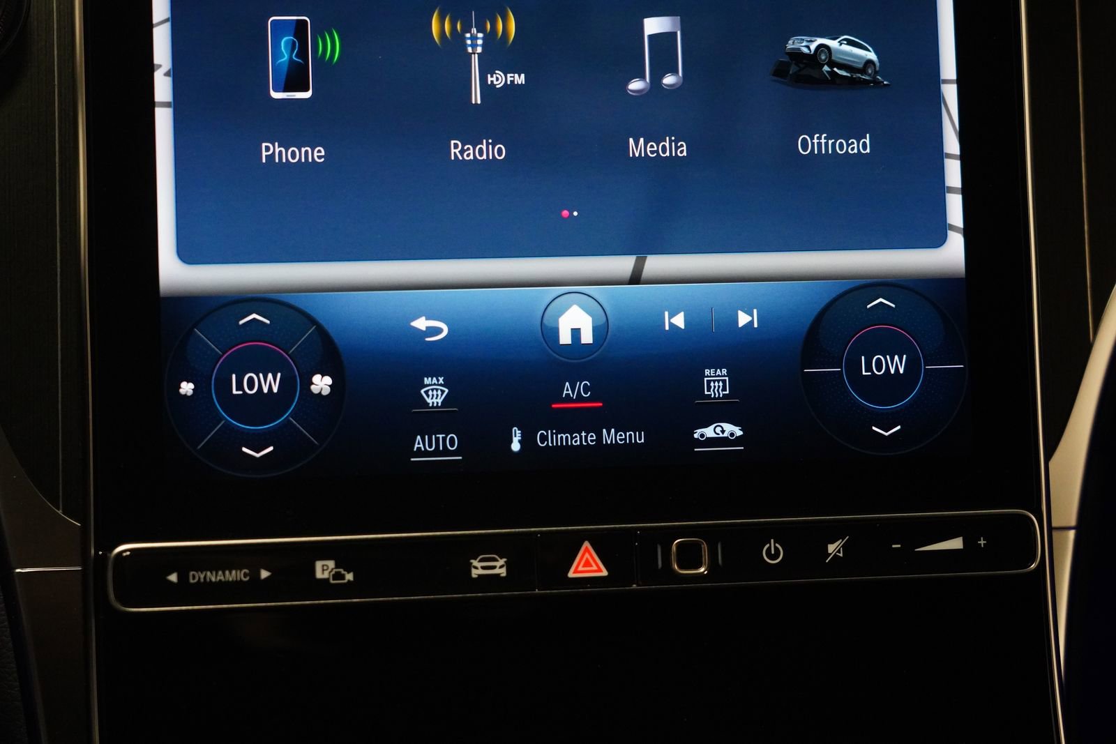 Certified 2023 Mercedes-Benz GLC 300 4MATIC image 25