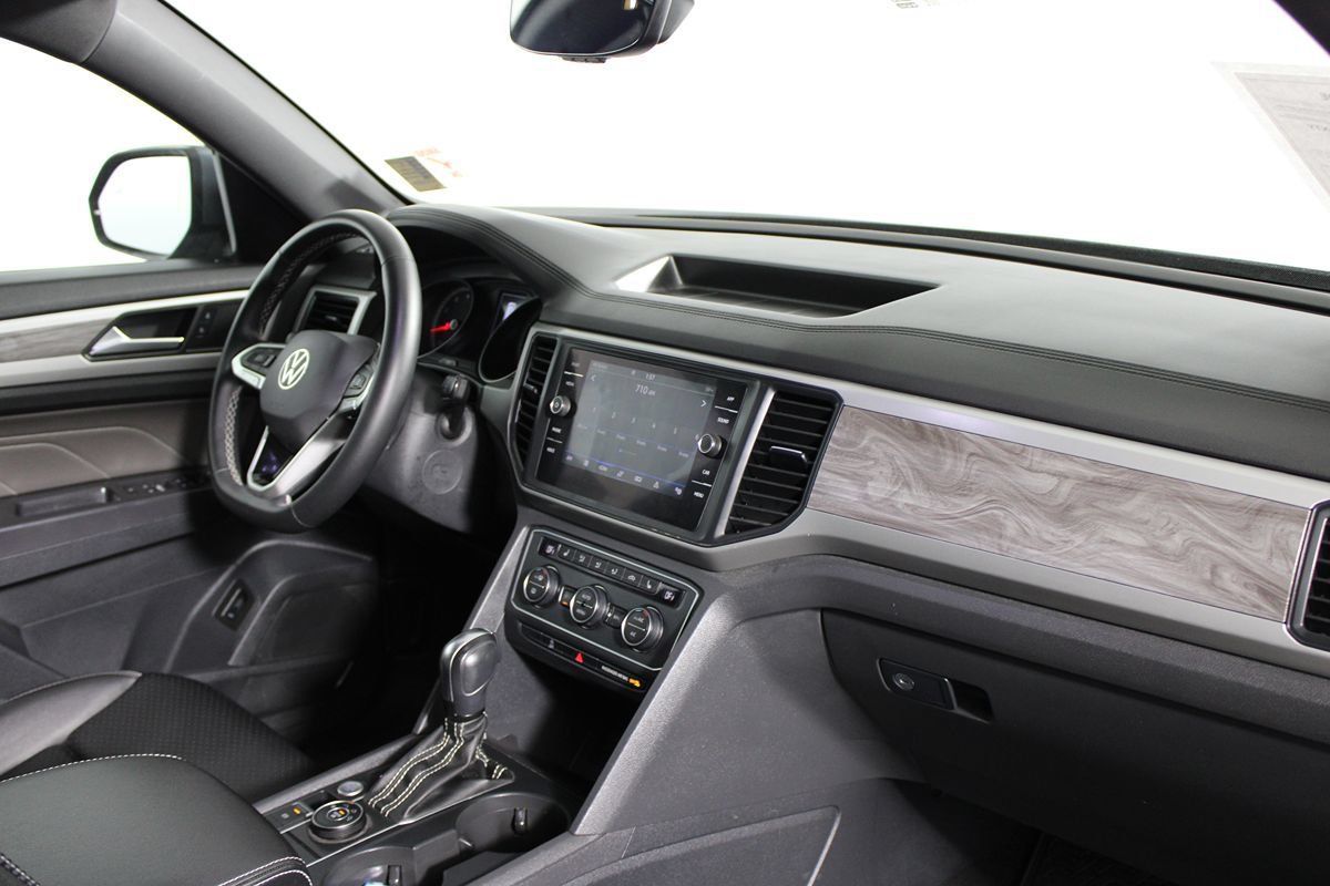 Used 2021 Volkswagen Atlas Cross Sport SE w/ Panoramic Sunroof Package AWD/4WD image 36