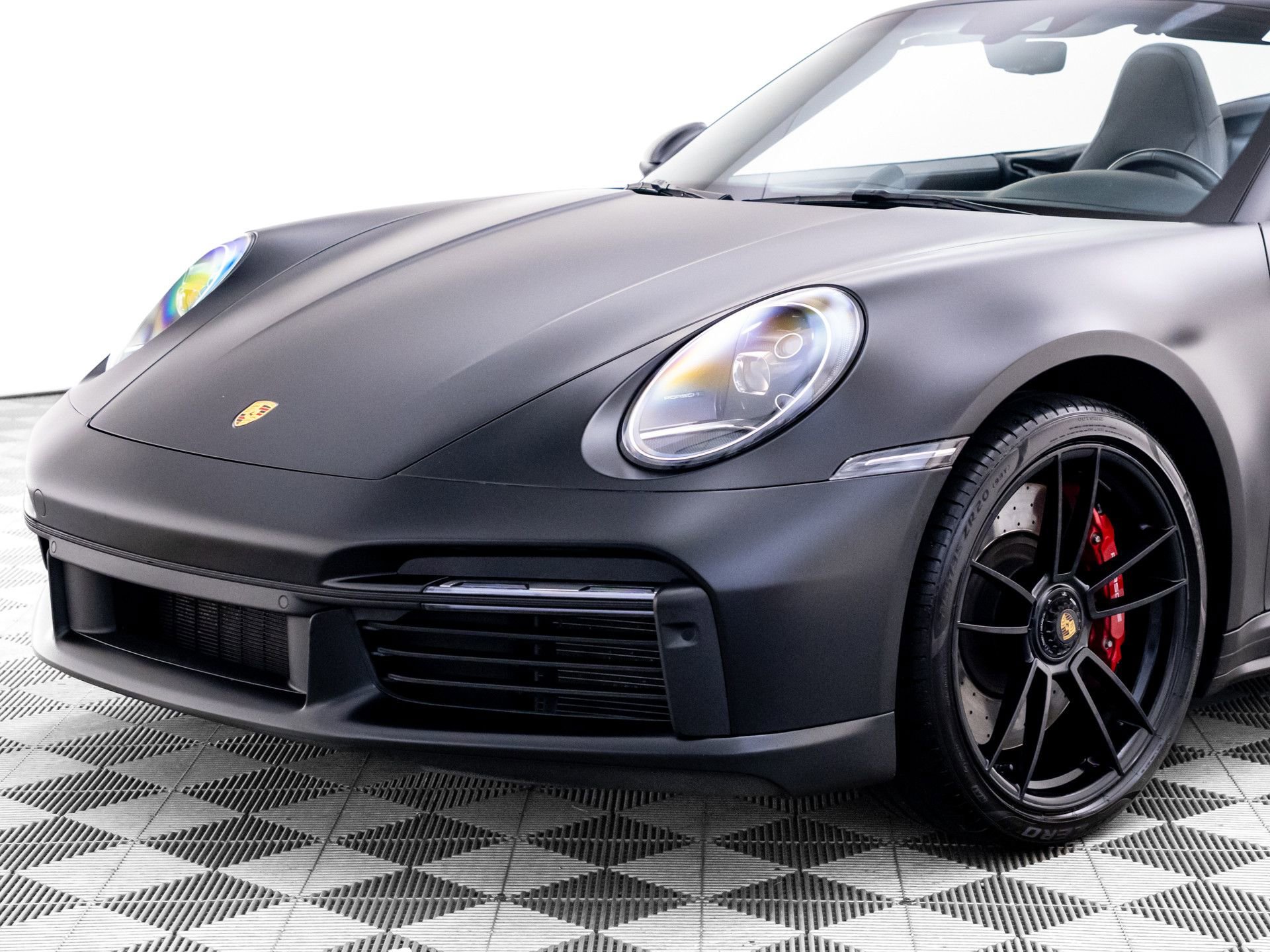 Used 2022 Porsche 911 Turbo AWD/4WD image 35